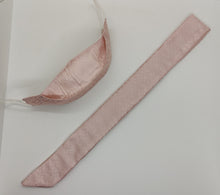 Cargar imagen en el visor de la galería, Conjunto Diadema y Mascarilla 3D reutilizable